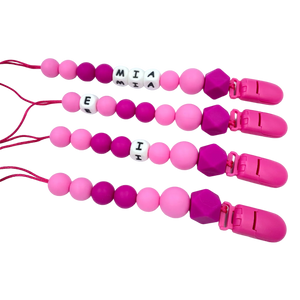 BabyMuu - Porta Chupetes - Accesorios - Rosa Fuerte Especial - Nombre Personalizable - Cuencas Especiales